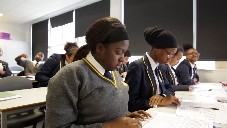 Michaela, l'école la plus stricte d'Angleterre