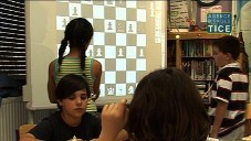 Atelier d'échecs avec le TNI en CM2